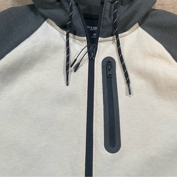 Old Navy Active Zip-up Hoodie Men's Large Black Cream Go-Dry Chest Pockets - Picture 9 of 13